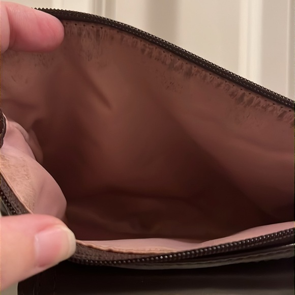 EUC Coach purse with adjustable strap - Picture 3 of 5